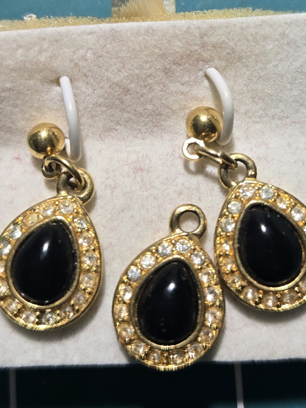 Gold and Black Teardrop Pendant and Earring Set